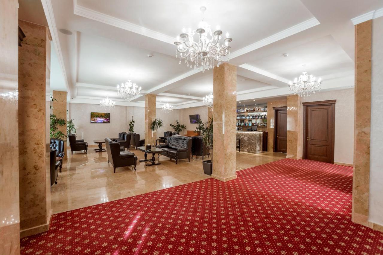 Ambassador Hotel 키시나우 외부 사진