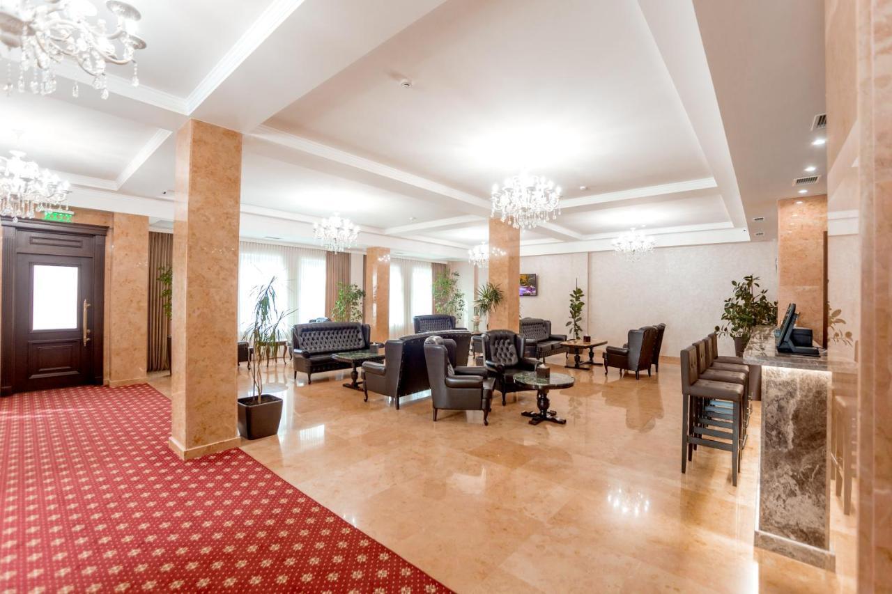Ambassador Hotel 키시나우 외부 사진